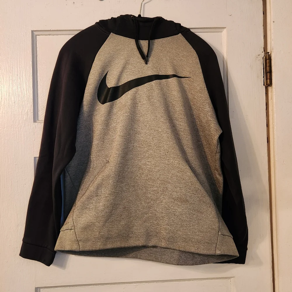 Nike Men’s Hoodie Sweatshirt, Dri-Fit Drawstring Sz Med, Pocket, Black/Gray, EUC